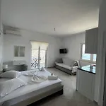 Mariana *