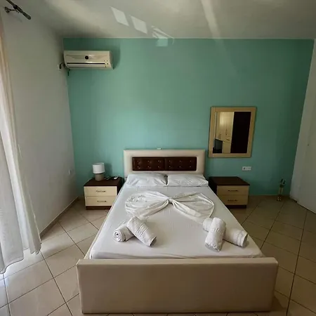 Mariana * Sarandë