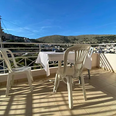 Mariana Apartment *
