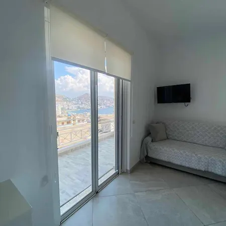 Mariana Apartment Sarande