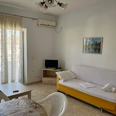 Mariana * Sarandë