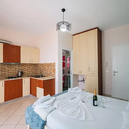 Mariana Apartment
